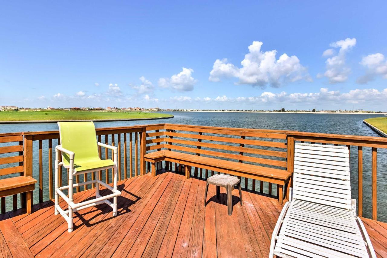 Waterfront Corpus Christi Townhome With Pool And Dock! Extérieur photo