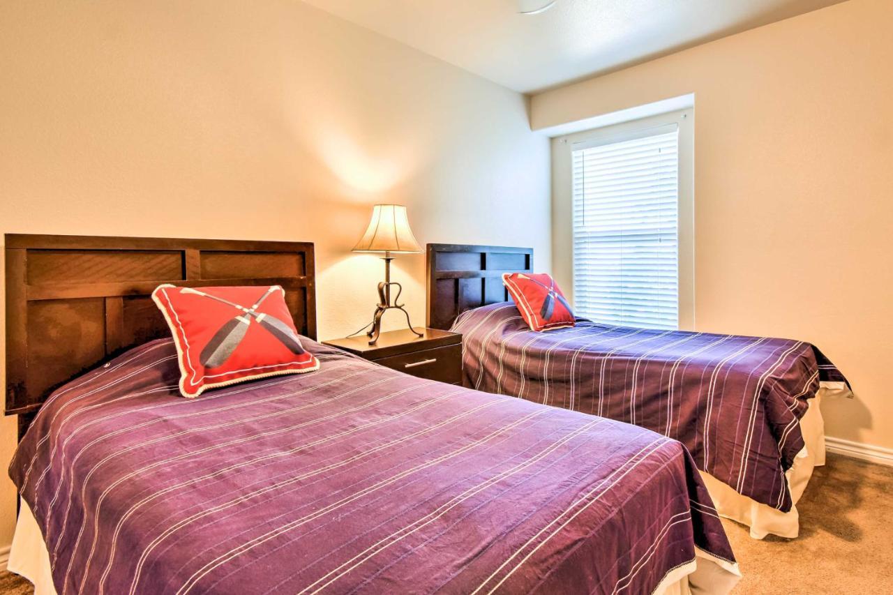 Waterfront Corpus Christi Townhome With Pool And Dock! Extérieur photo