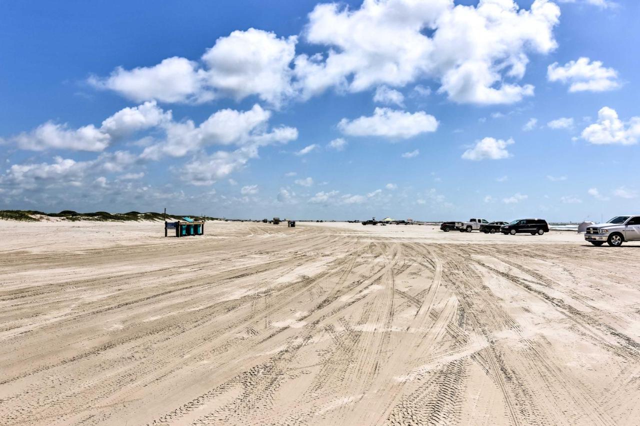 Waterfront Corpus Christi Townhome With Pool And Dock! Extérieur photo