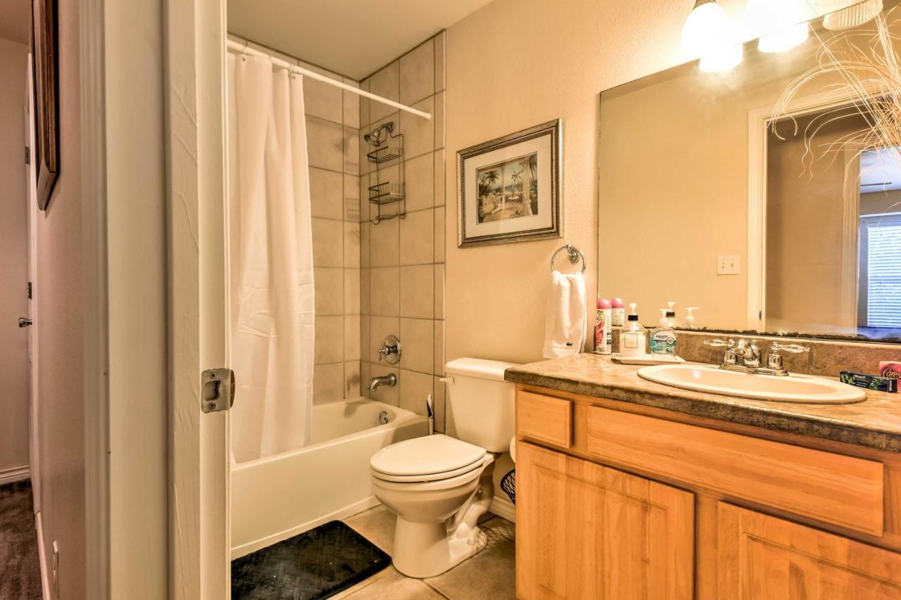 Waterfront Corpus Christi Townhome With Pool And Dock! Extérieur photo