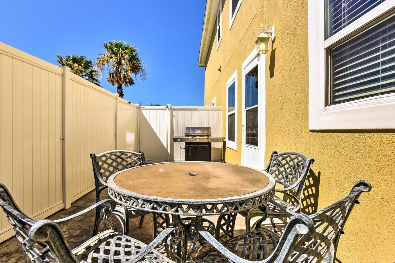 Waterfront Corpus Christi Townhome With Pool And Dock! Extérieur photo