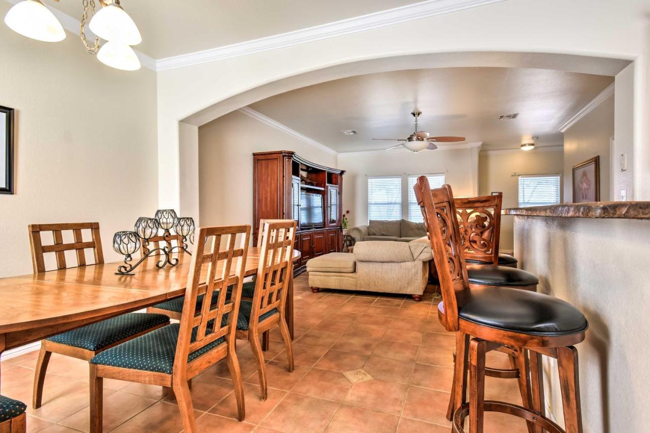 Waterfront Corpus Christi Townhome With Pool And Dock! Extérieur photo
