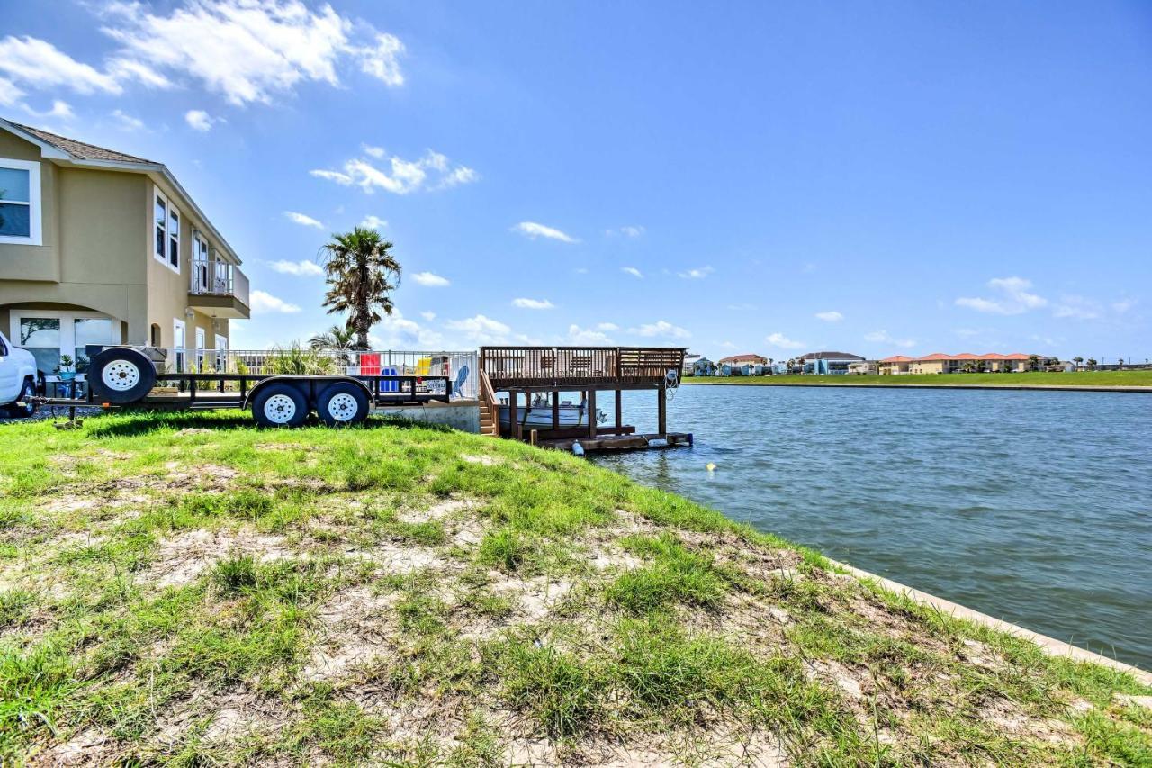 Waterfront Corpus Christi Townhome With Pool And Dock! Extérieur photo